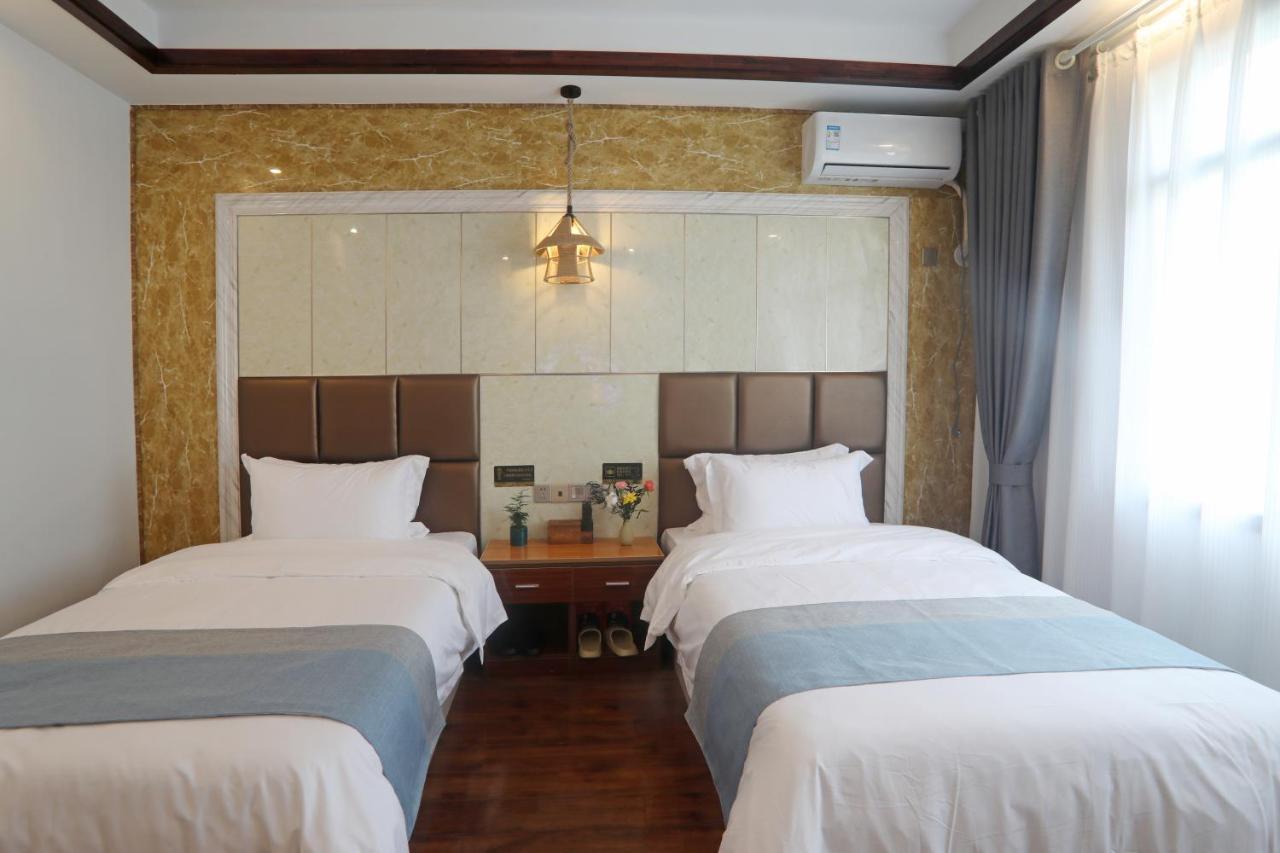 Yijingju Humanistic Inn Zhangjiajie Exterior photo